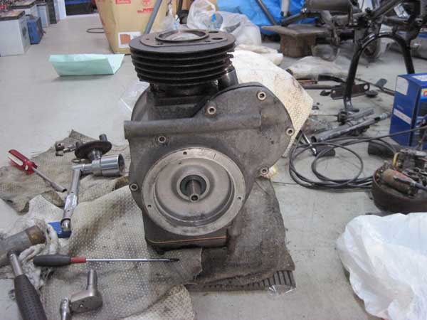 �a�l�v�q�Q�U���X�g�A