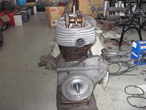 �a�l�v�q�Q�U���X�g�A