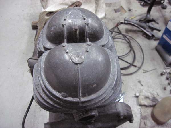 �a�l�v�q�Q�U���X�g�A