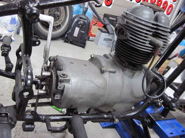 �a�l�v�q�Q�U���X�g�A