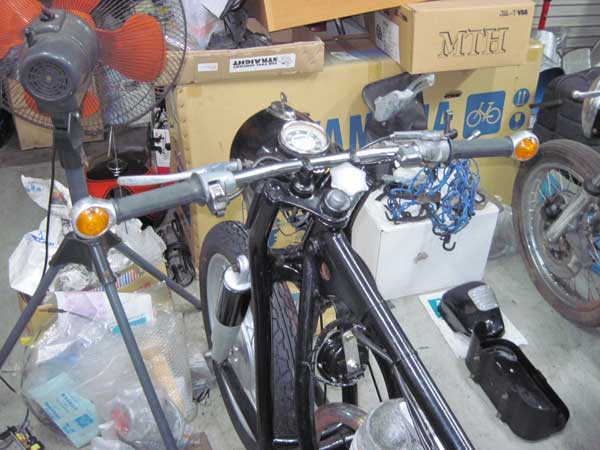 �a�l�v�q�Q�U���X�g�A