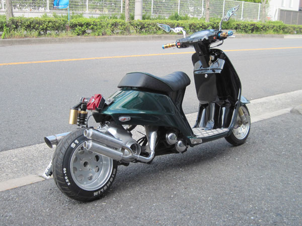 �z���_ �^�N�g