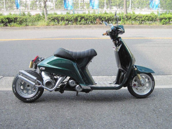 �z���_ �^�N�g