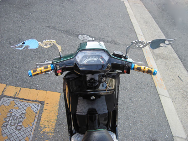 �z���_ �^�N�g